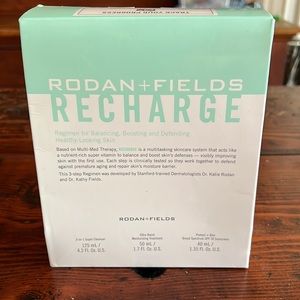 Rodan + Field ls Recharge Regimen